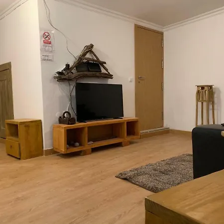 Housegugu Apartment *